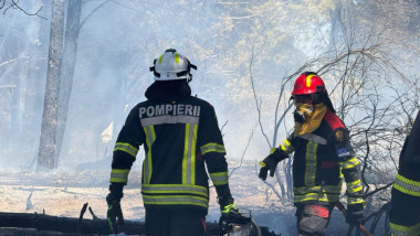 Pompierii români intervin la un incendiu din Franța