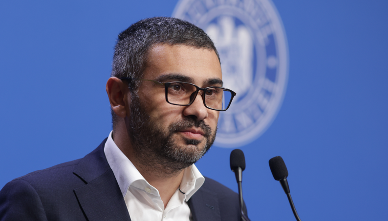 Răspunsul ministrului Florin Manole pentru o pensionară care s-a plâns că nu i s-a indexat pensia și trebuie să plătească și CASS