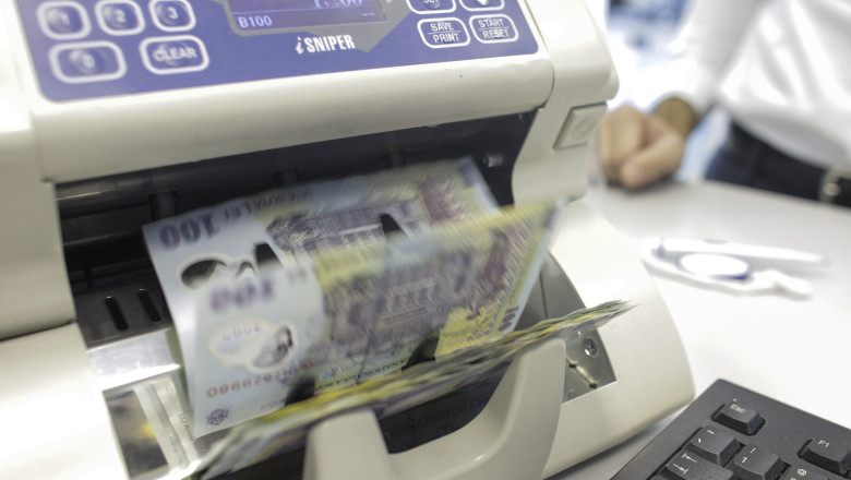 Ministerul Finanţelor a împrumutat joi peste un miliard de lei de la bănci
