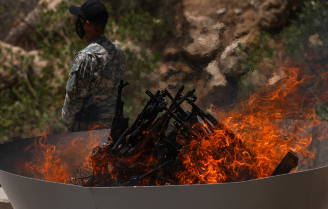 First group of PKK destroy weapons in northern Iraq