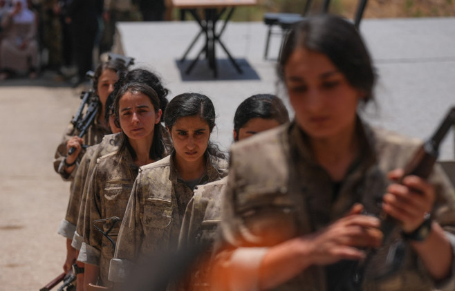 First group of PKK destroy weapons in northern Iraq