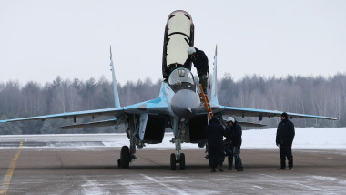 MiG-35