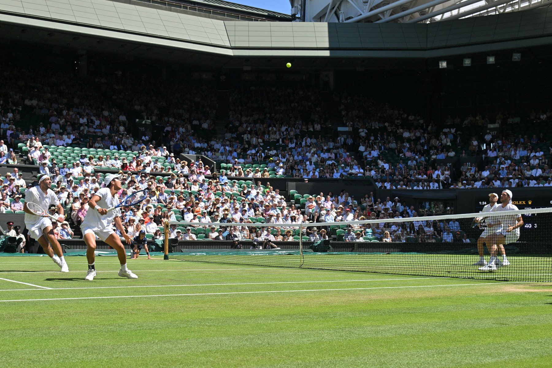 Premii record la Wimbledon. Finaliștii concurează pentru 4 milioane de dolari. Taxele reduc suma la jumătate 