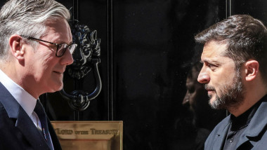 Keir Starmer și Volodimir Zelenski.