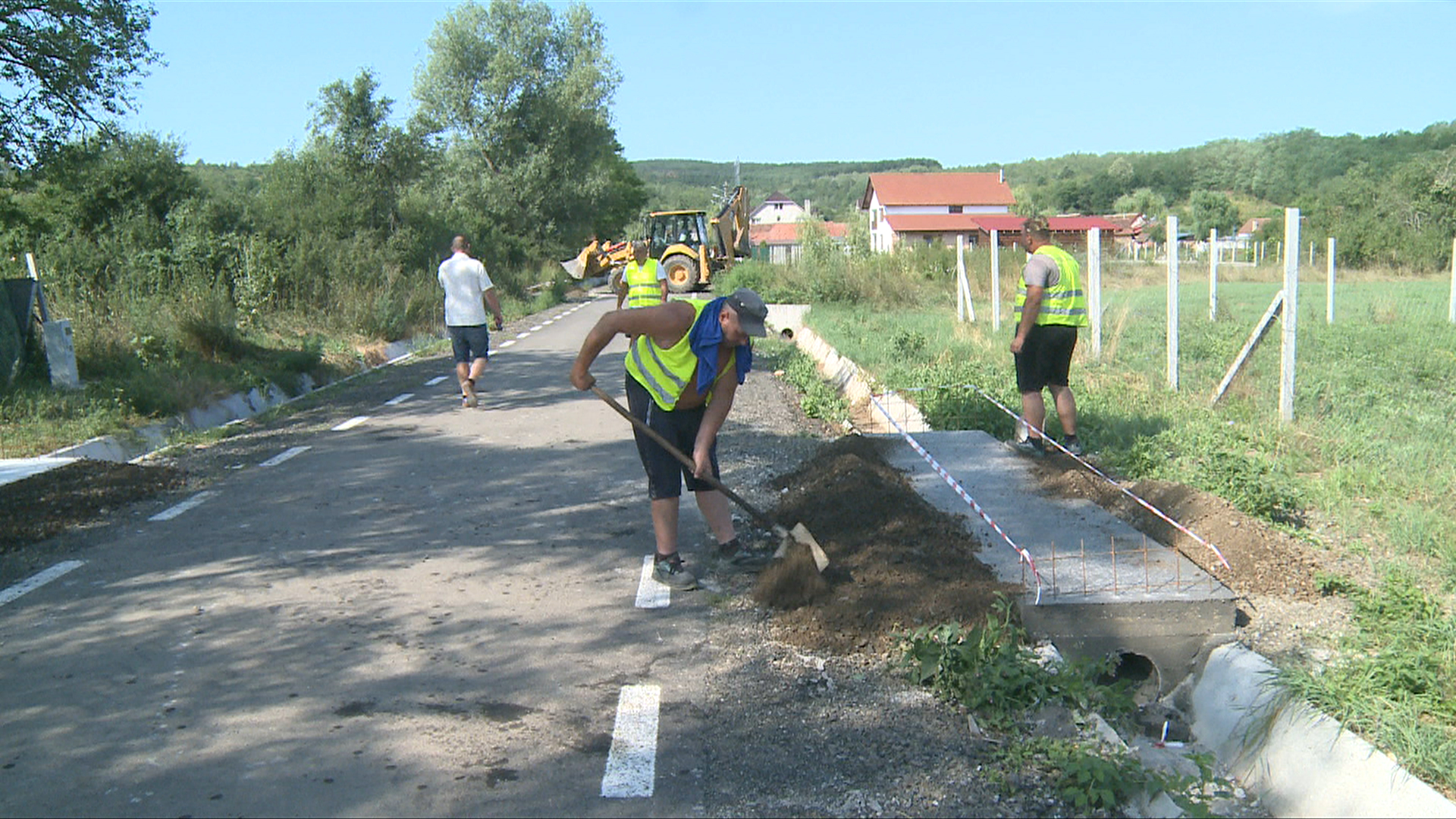 Lucrari de mantuiala pe bani publici. Podete construite fara armatura s-au surpat sub masini. „S-a omis. Greseli nu mai sunt in viata?”
