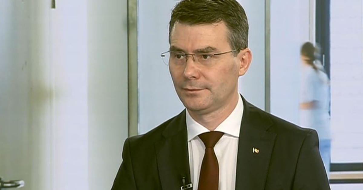 Preşedintele CNAS, discuţie cu directorii caselor judeţene: „Mai multă eficienţă, mai puţină risipă... Kép