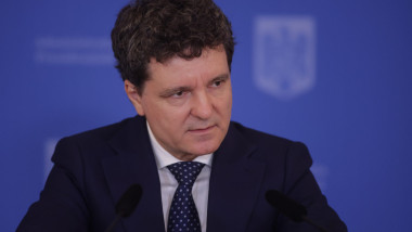 Nicușor Dan.