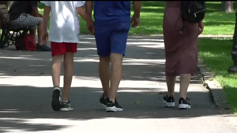 VIDEO  Numărul zilnic de pași necesari pentru a preveni bolile grave este mai mic decât recomandările anterioare. Ce arată studiile