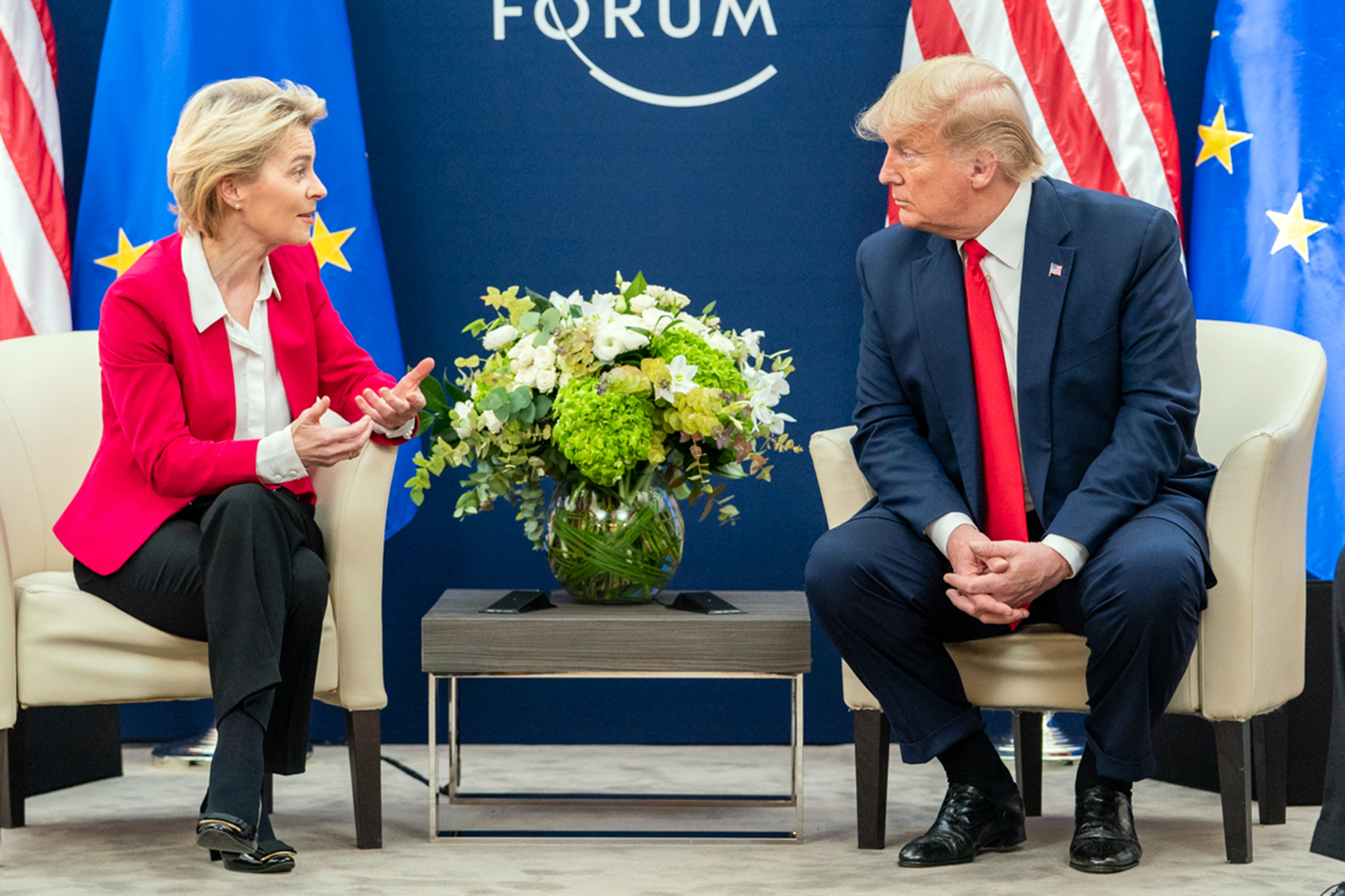 Ursula von der Leyen a anunţat că se va întâlni cu Donald Trump duminică, în Scoţia