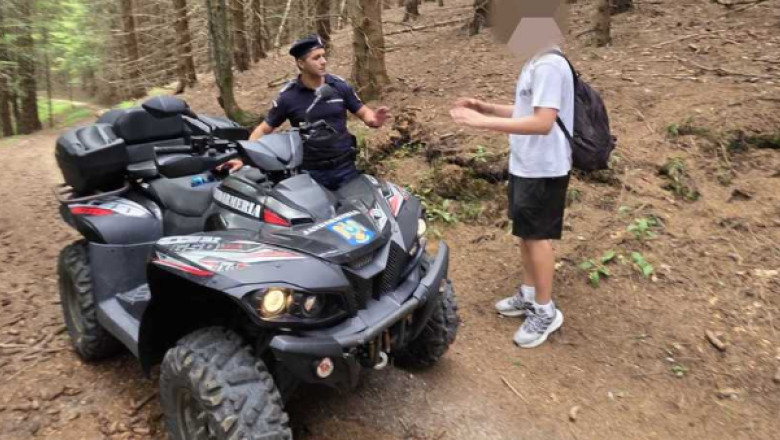 Un tânăr plecat în drumeţie către Vârful Postăvaru, alergat de urs. Cum a scăpat nevătămat
