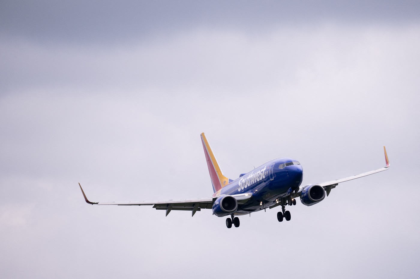 Un avion de pasageri a evitat la limită coliziunea cu un supersonic. Pilotul a făcut o „manevră de urgență”, la 10 minute după decolare