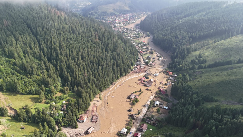 Predoiu, despre inundaţiile din Suceava: Ruperea de nori şi revărsarea apelor într-o vale îngustă au format „o capcană perfectă”
