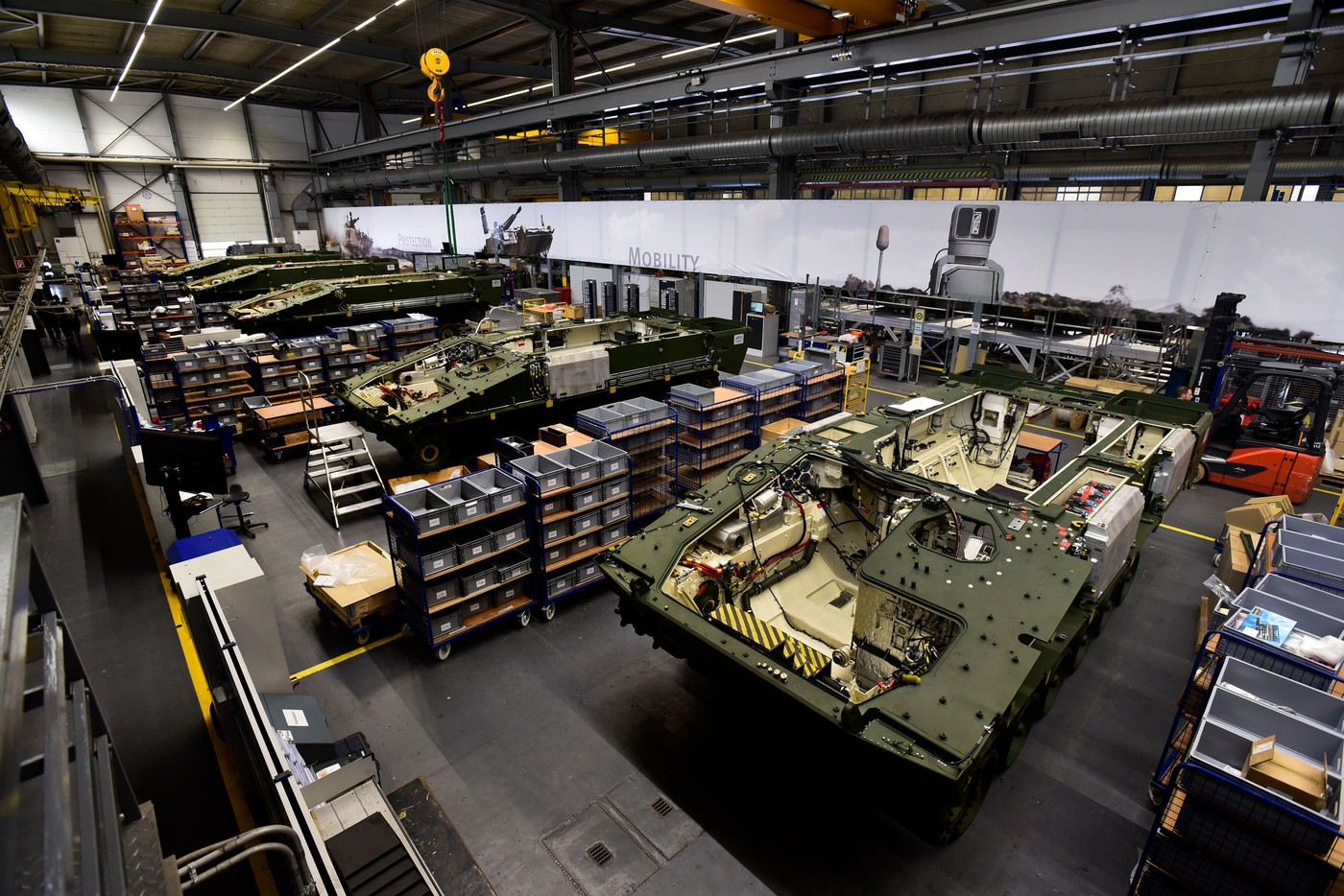 Rheinmetall va produce transportoare blindate Lynx în România. Compania germană de armament își extinde prezența în țară