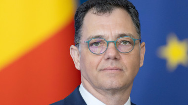 radu oprea, portret