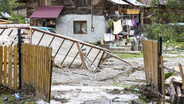 ILUSTRATIE_INUNDATII_02_INQUAM_Photos_Casian_Mitu