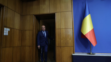 Prim-ministrul Ilie Bolojan susține o conferință de presă la Palatul Victoria din București, 29 iulie 2025. Inquam Photos / George Călin