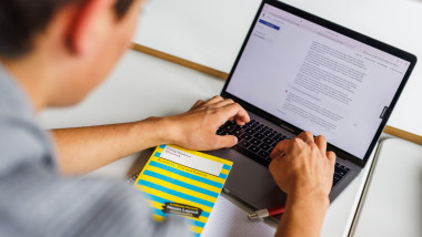 ChatGPT in grammar school German lessons