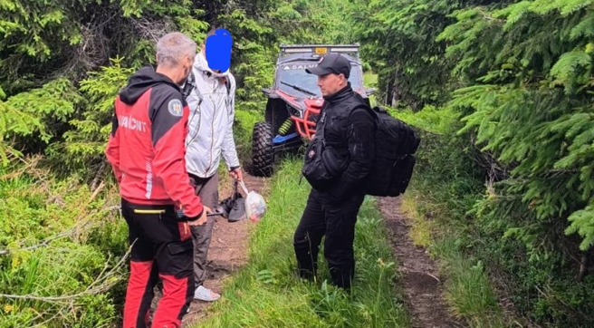 Trei ucraineni au fost recuperaţi de pe munte, în Maramureș. Unul este în stare critică