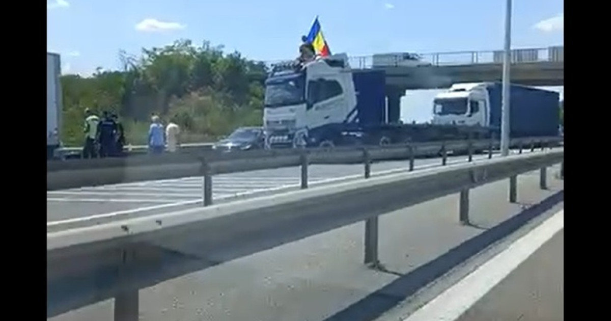 Protest pe A1: șoferi de TIR blochează autostrada spre București