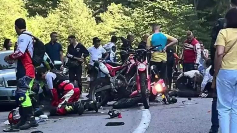   Video  Accident grav cu mai multe motociclete, pe Transalpina. Un argentinian și un maghiar au murit 