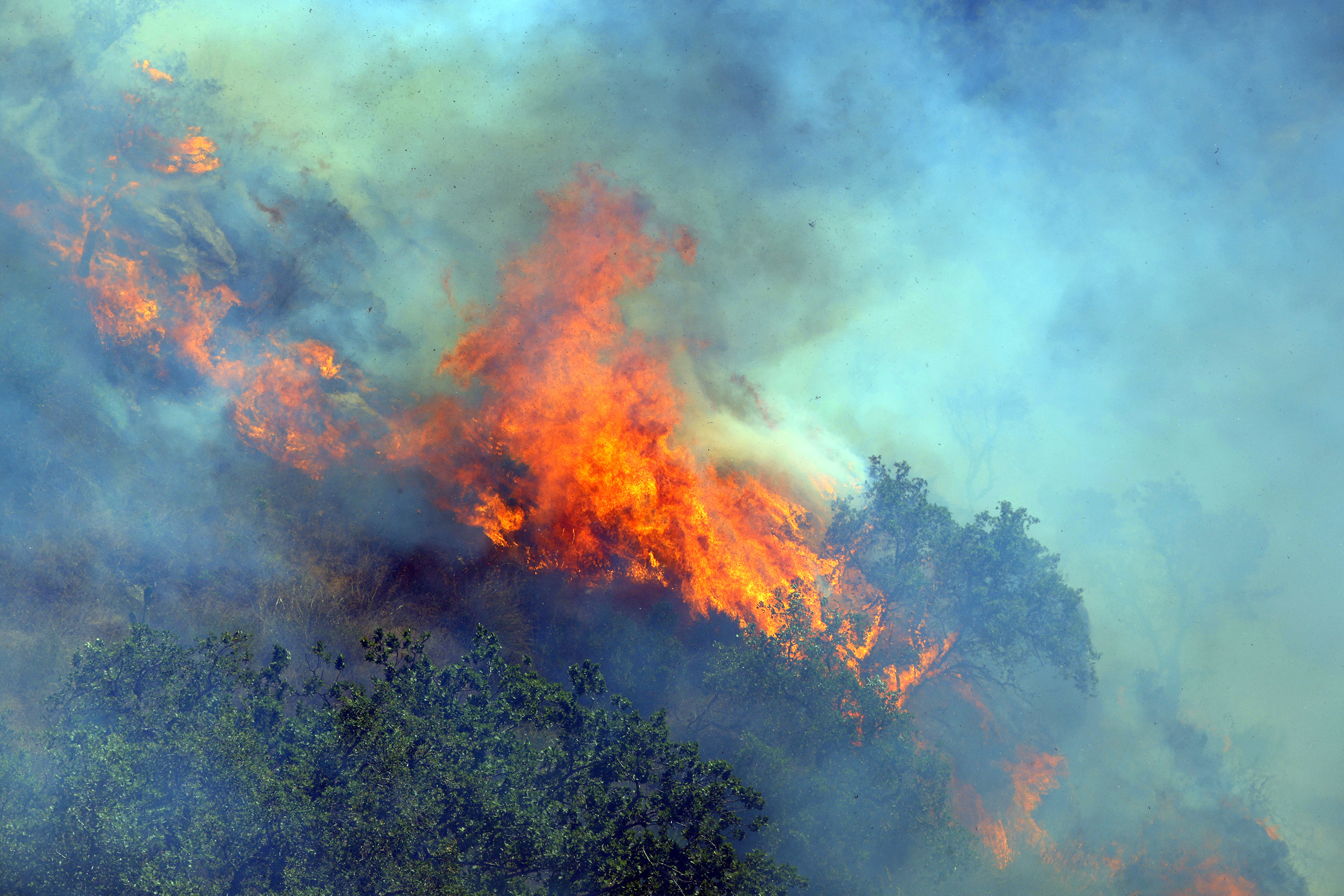Cod roșu de incendii în Italia. MAE a transmis o atenționare de călătorie