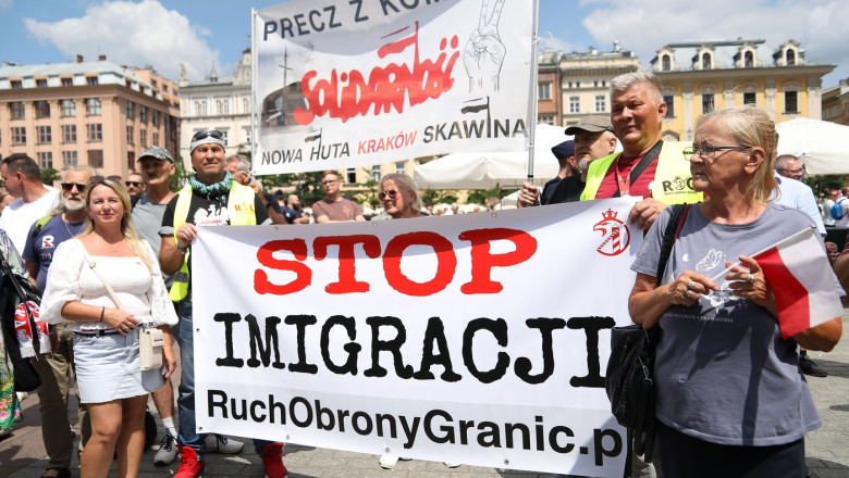 Manifestații anti-imigrație în zeci de orașe din Polonia. Cifrele oficiale contrazic ipotezele extremei drepte