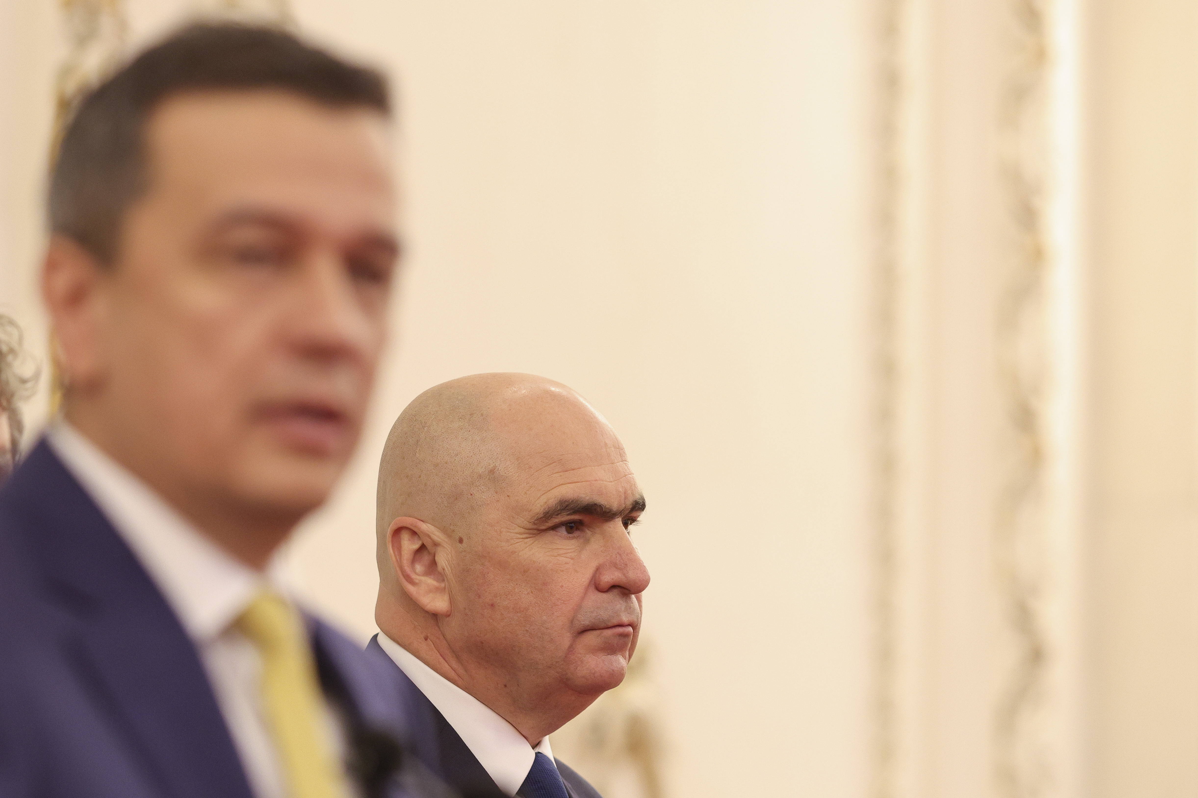 O lună de Coaliție PNL-PSD-USR-UDMR: certuri tot mai dese, amenințări cu ruperea și prima ședință tensionată