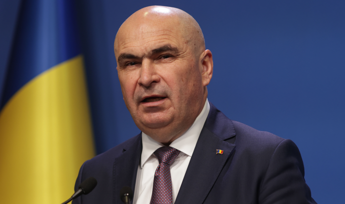 Ilie Bolojan și vicepremierul Dragoș Anastasiu susțin azi, la 17:00, o conferință de presă despre reforma companiilor de stat