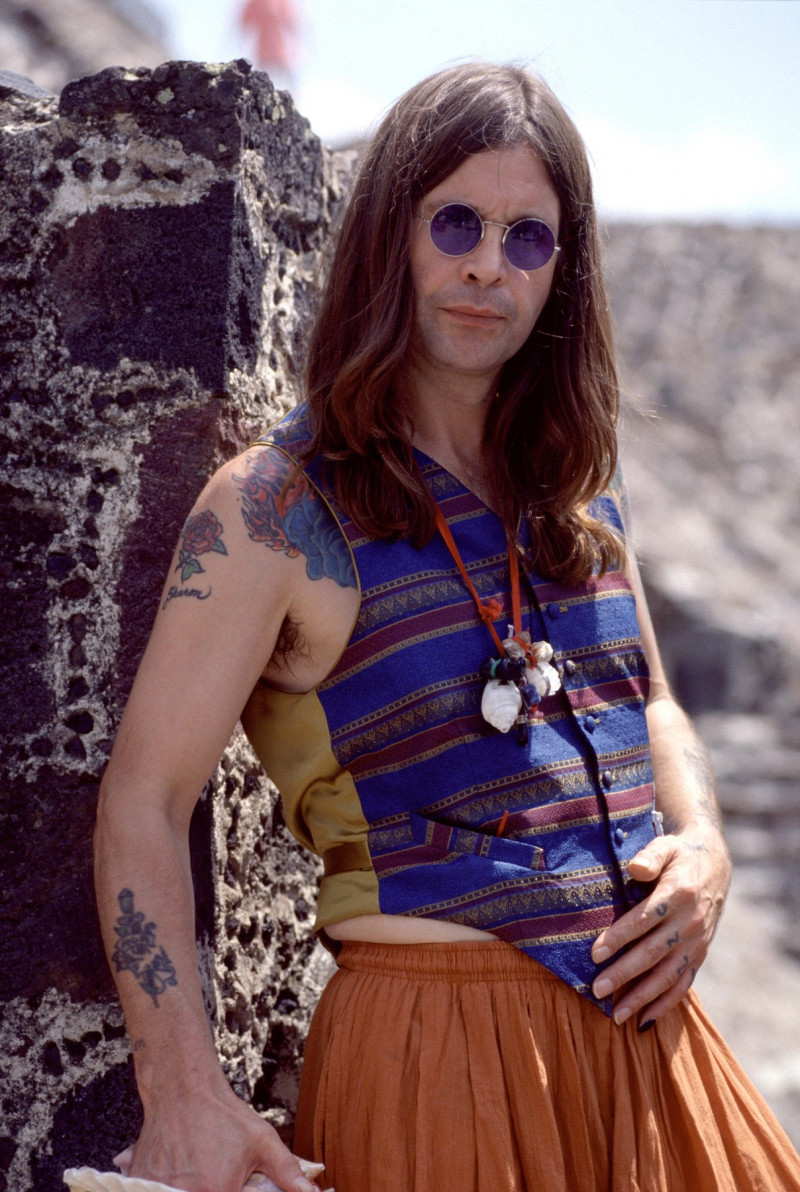 Ozzy Osbourne at the pyramids of Teotihuacan in Mexico City. Summer 1995 **NO MEXICO** © RTAceves / MediaPunch