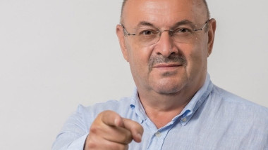 ion minzina