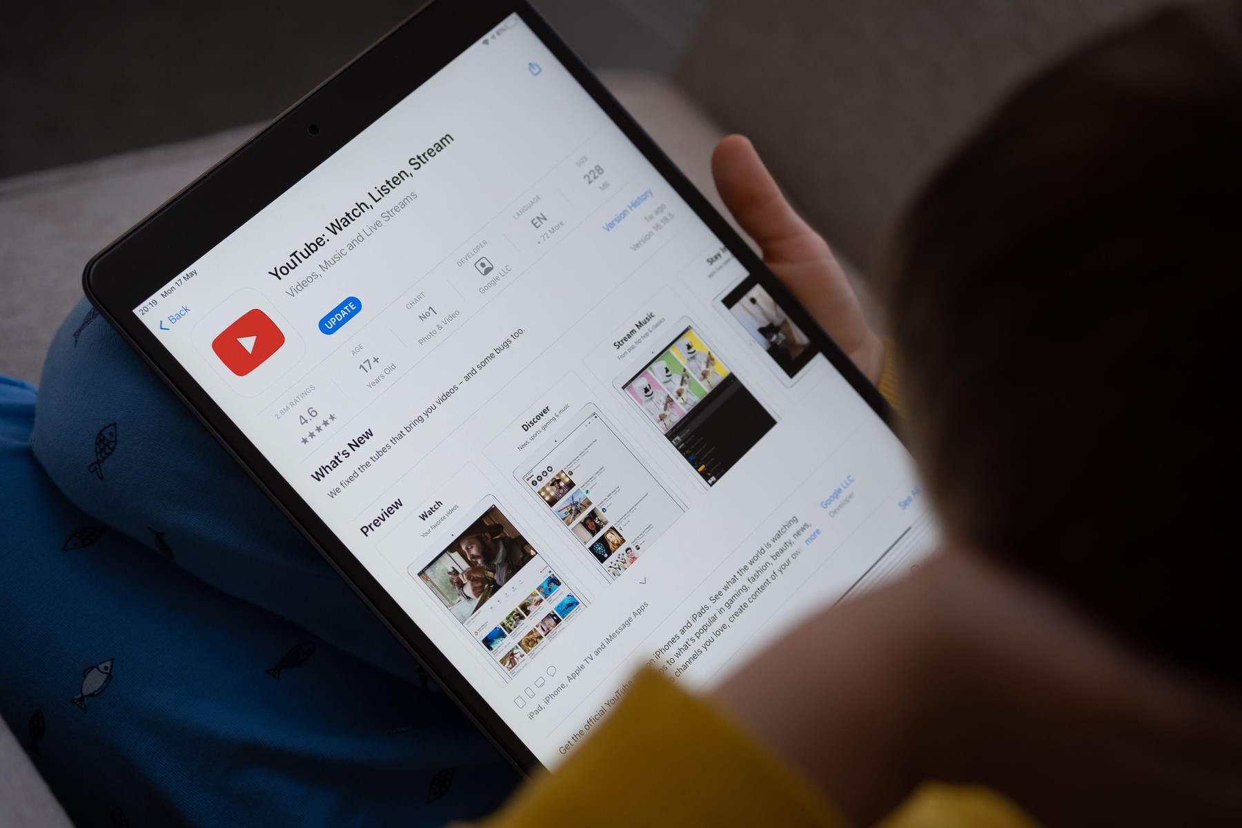 Australia interzice YouTube pentru minorii sub 16 ani. „Nu e loc pentru algoritmii prădători care vizează copiii”