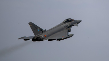 Avion Eurofighter in zbor
