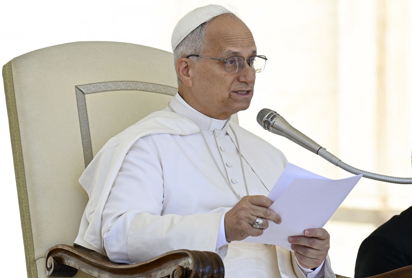 Papa Leon al XIV-lea acuză serviciile secrete că acţionează în scopuri rău-voitoare şi reprimă libertatea Bisericii