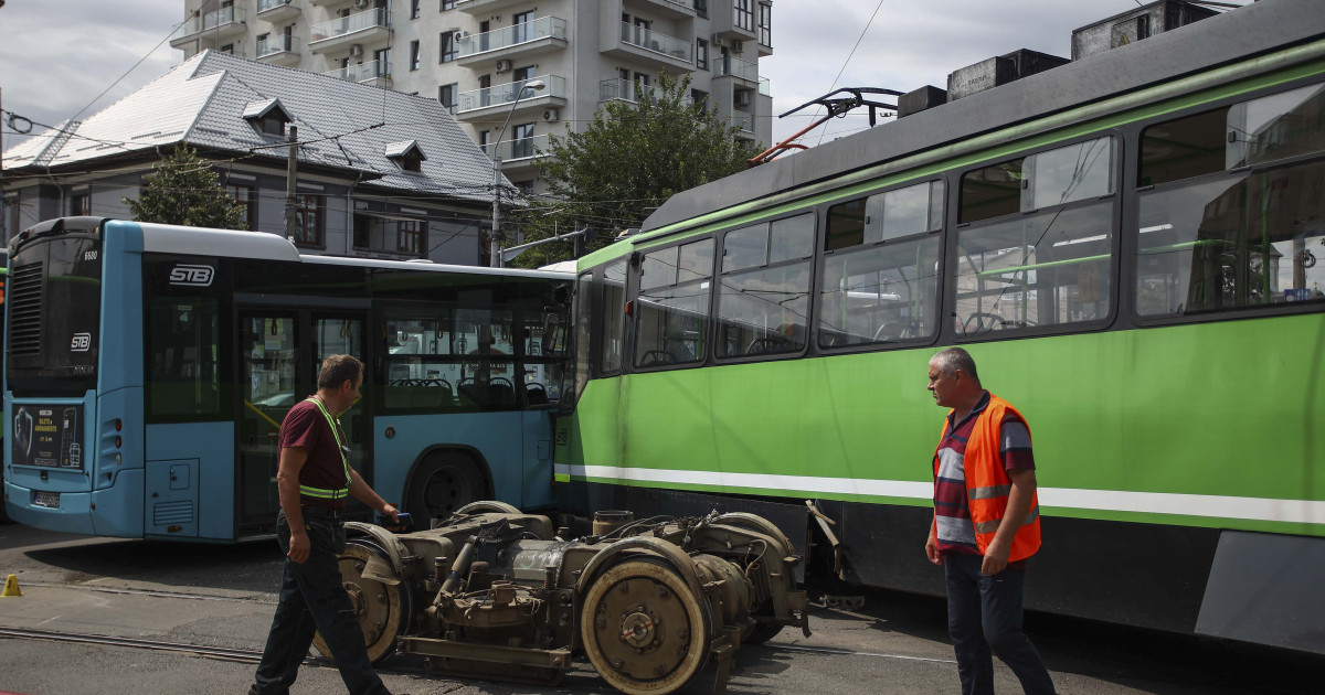 Sfatul lui Titi Aur pentru șoferi după accidentul din Mediaș: ce trebuie să facă dacă un autobuz scăpat de sub control vine spre ei