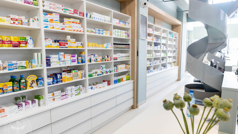Viceprimarul din Târgu Mureș atenționează că farmacia universitară Gaudeamus nu are limba maghiară în inscripții, materiale informative