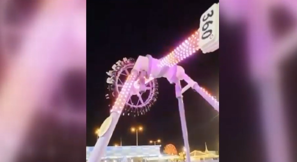VIDEO Momentul în care un carusel se rupe în două, într-un parc de distracții din Arabia Saudită. 23 de oameni au fost răniți