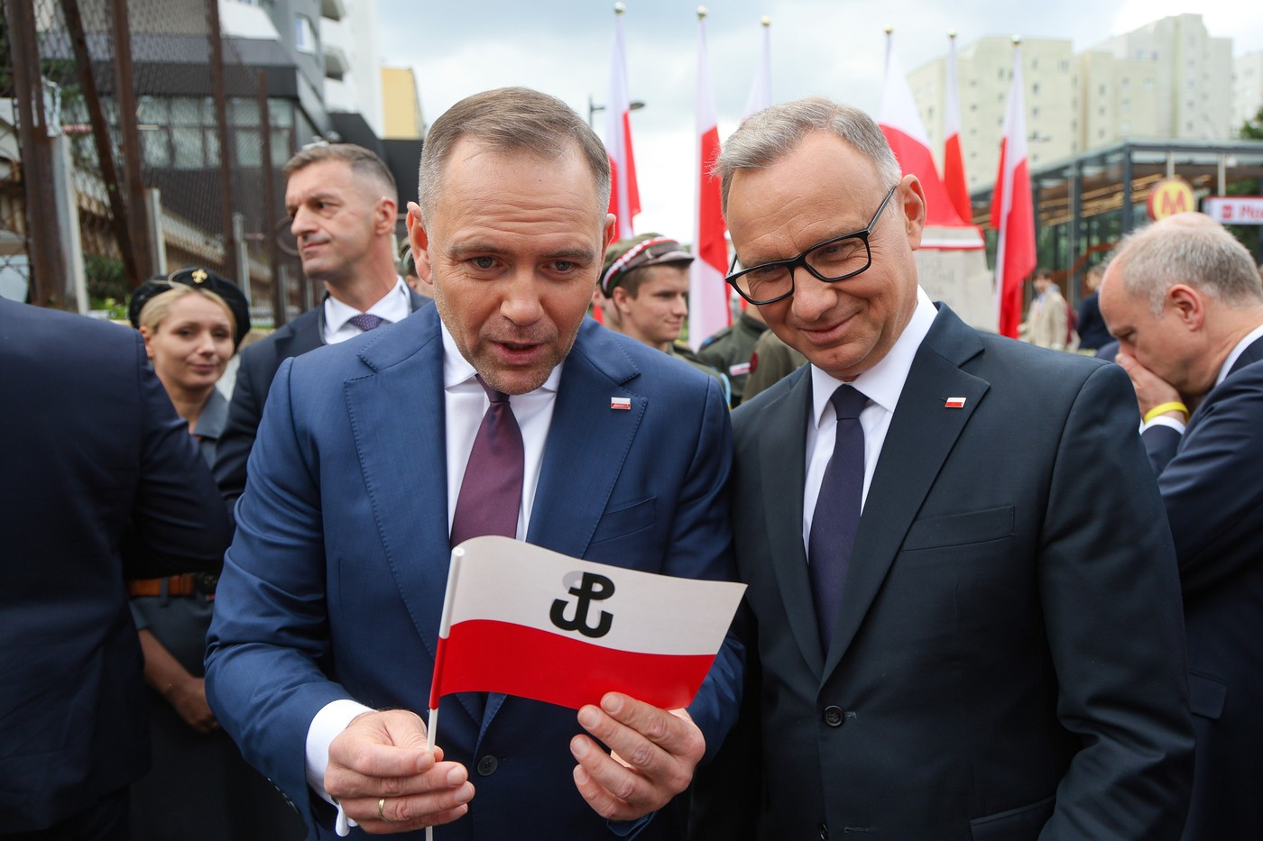 Polonia își schimbă președintele. Ce urmează pentru guvernul Tusk după învestirea naționalistului Karol Nawrocki