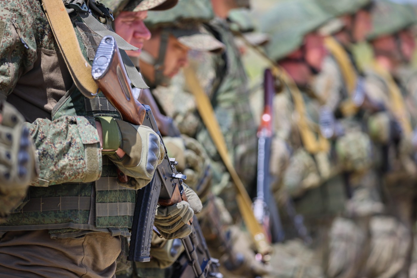 Semne că Rusia s-ar pregăti pentru un război cu NATO. Ce se află în spatele exercițiilor militare comune din Belarus, din septembrie