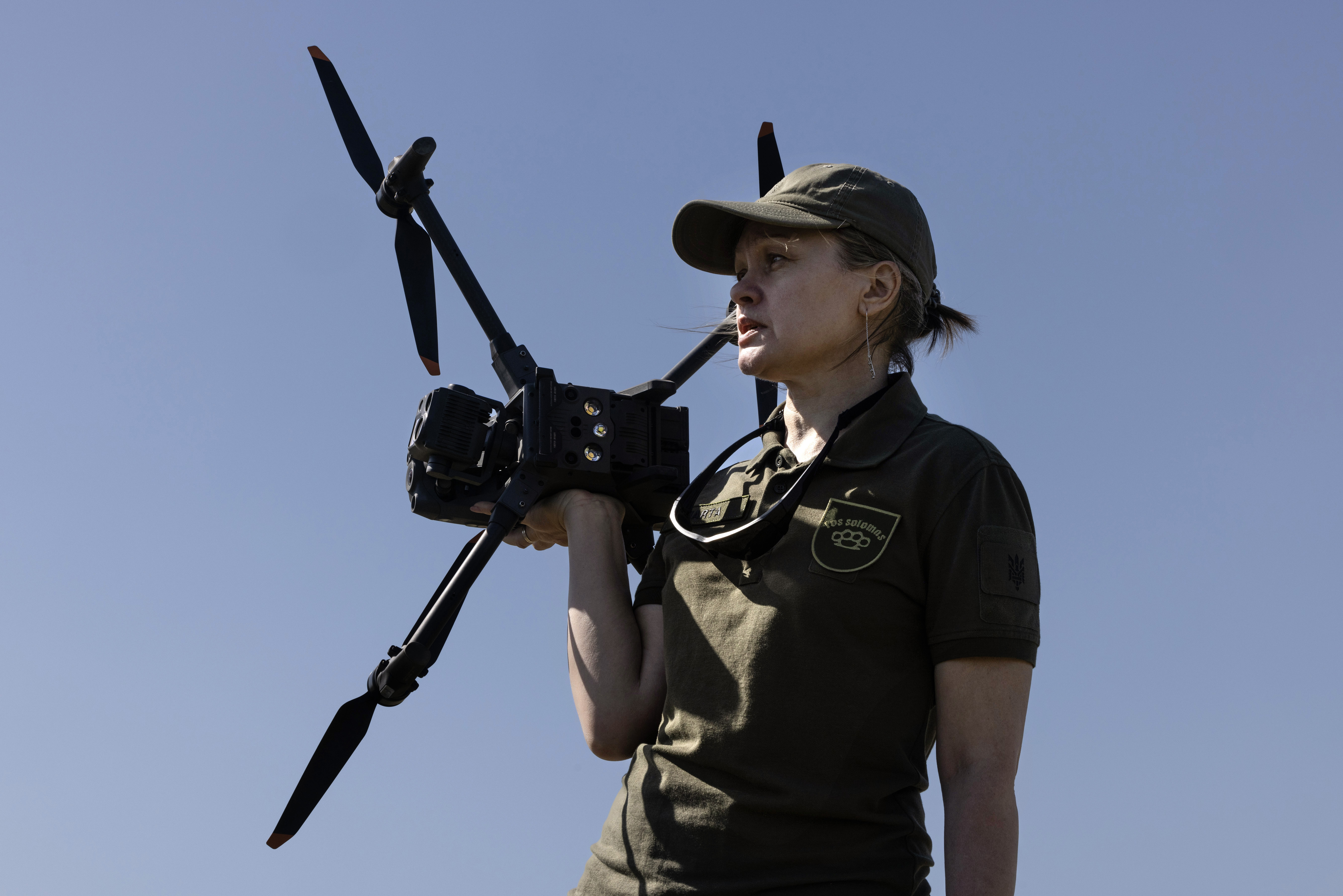 Soluția ieftină a Ucrainei pentru a-și proteja cerul: dronele interceptoare