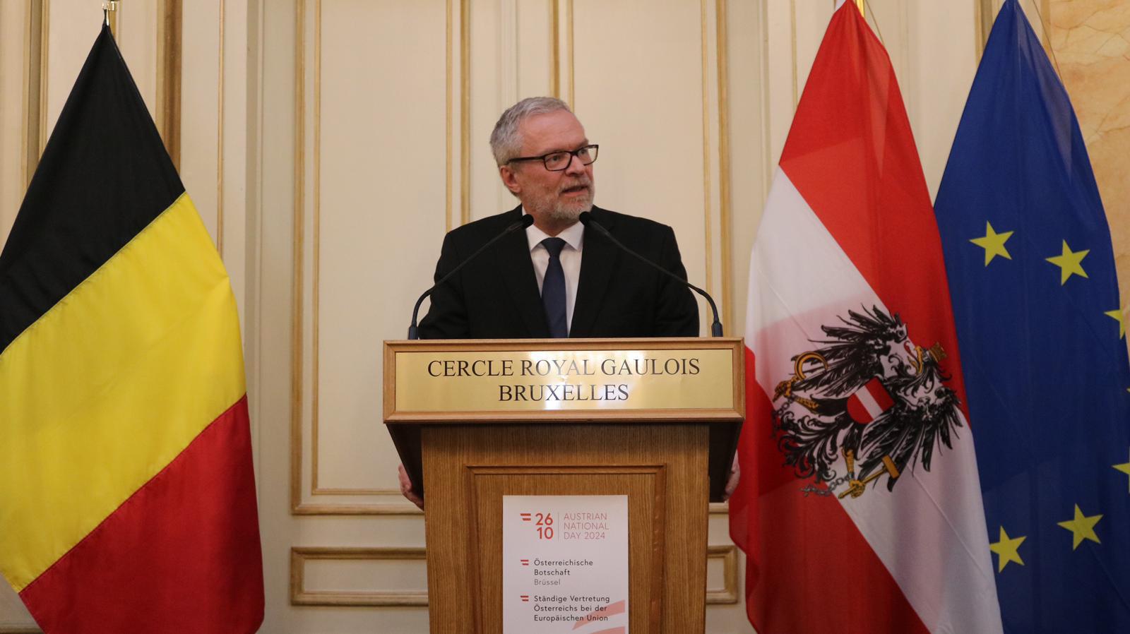 Scandal sexual la Viena, avându-l în centru pe ambasadorul Austriei la Uniunea Europeană. Thomas Oberreiter și-a dat demisia