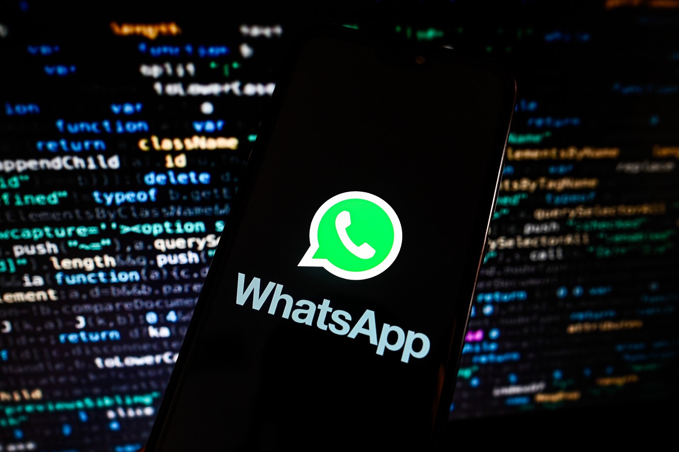 WhatsApp adaugă noi instrumente de protecţie împotriva înşelătoriilor. Cum funcționează escrocheriile