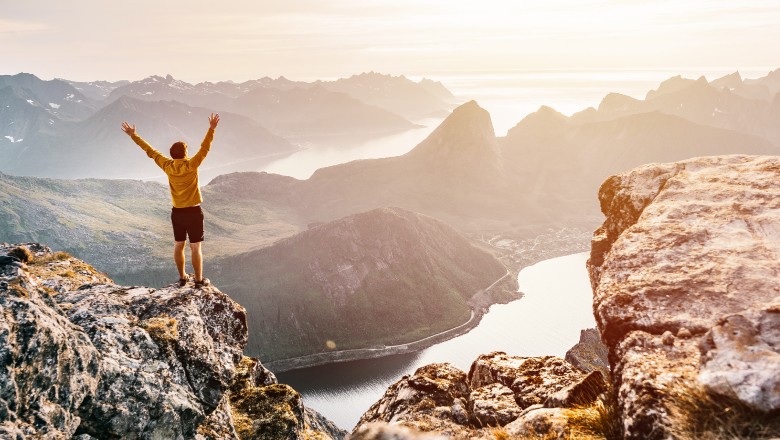 (P) Performanțele bursei atrag un număr în creștere de persoane. Tu cum îți folosești economiile?