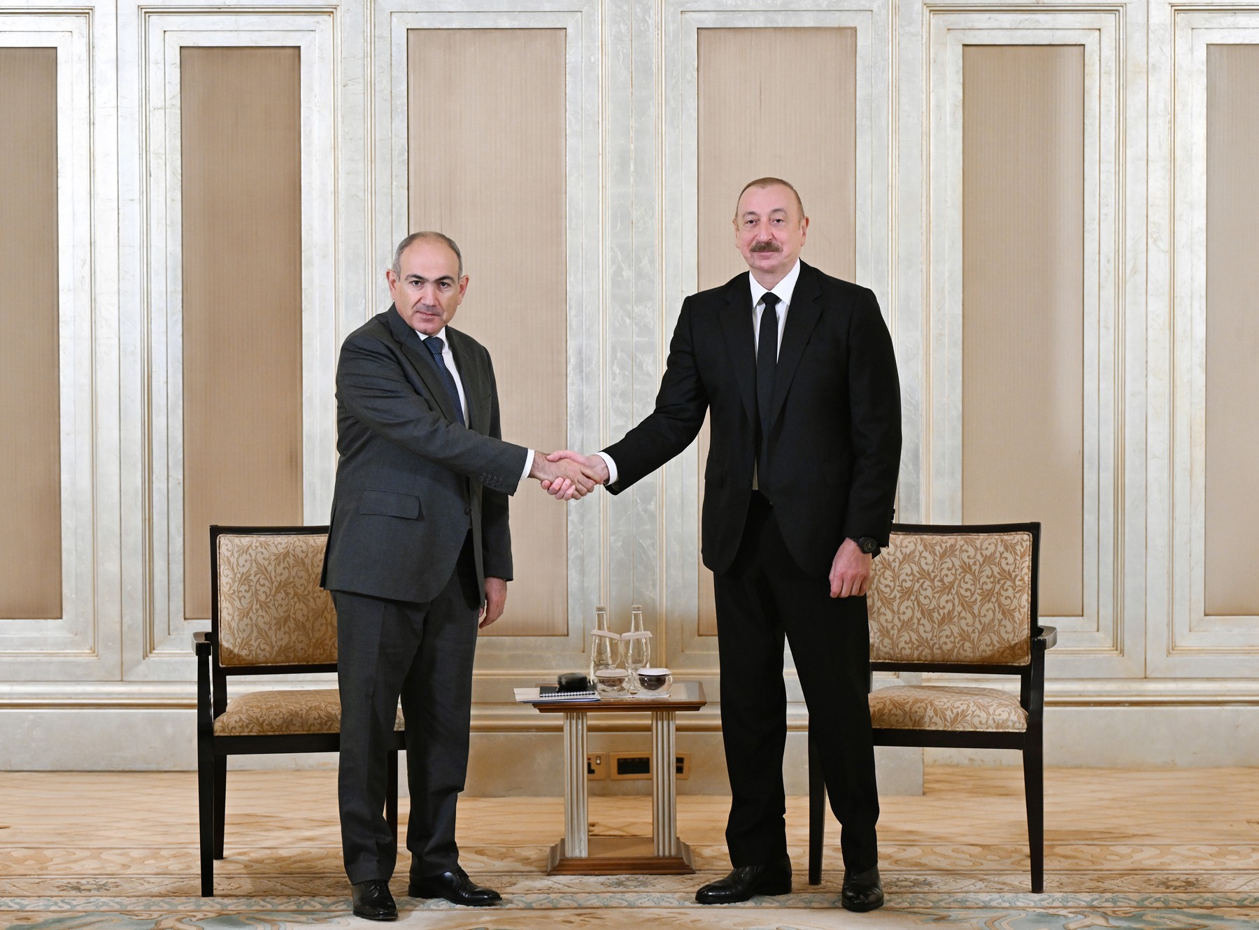 Lovitură dură pentru Putin de la două țări din fosta URSS: Nikol Paşinian și Ilham Aliyev se vor întâlni cu Donald Trump Trump