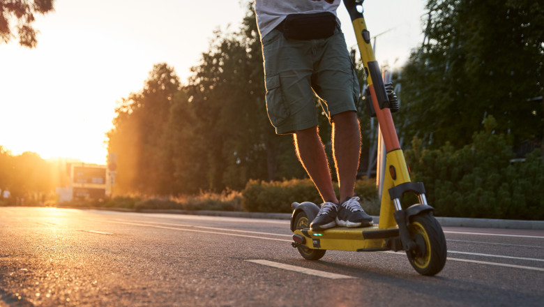 Cât de sigure sunt trotinetele electrice pe timp de caniculă. Foto Getty Images