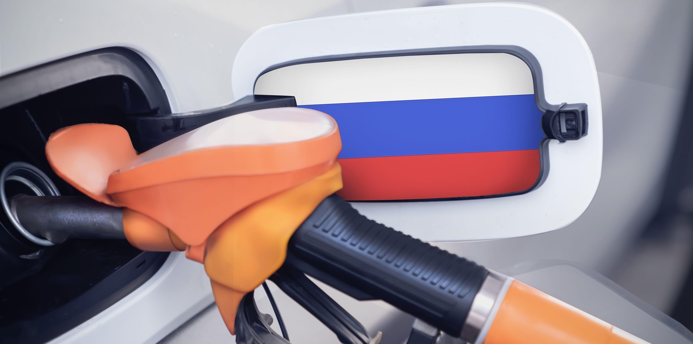 O nouă lovitură pentru Vladimir Putin. UE va aplica din 3 septembrie un plafon dinamic pentru prețurile petrolului rusesc