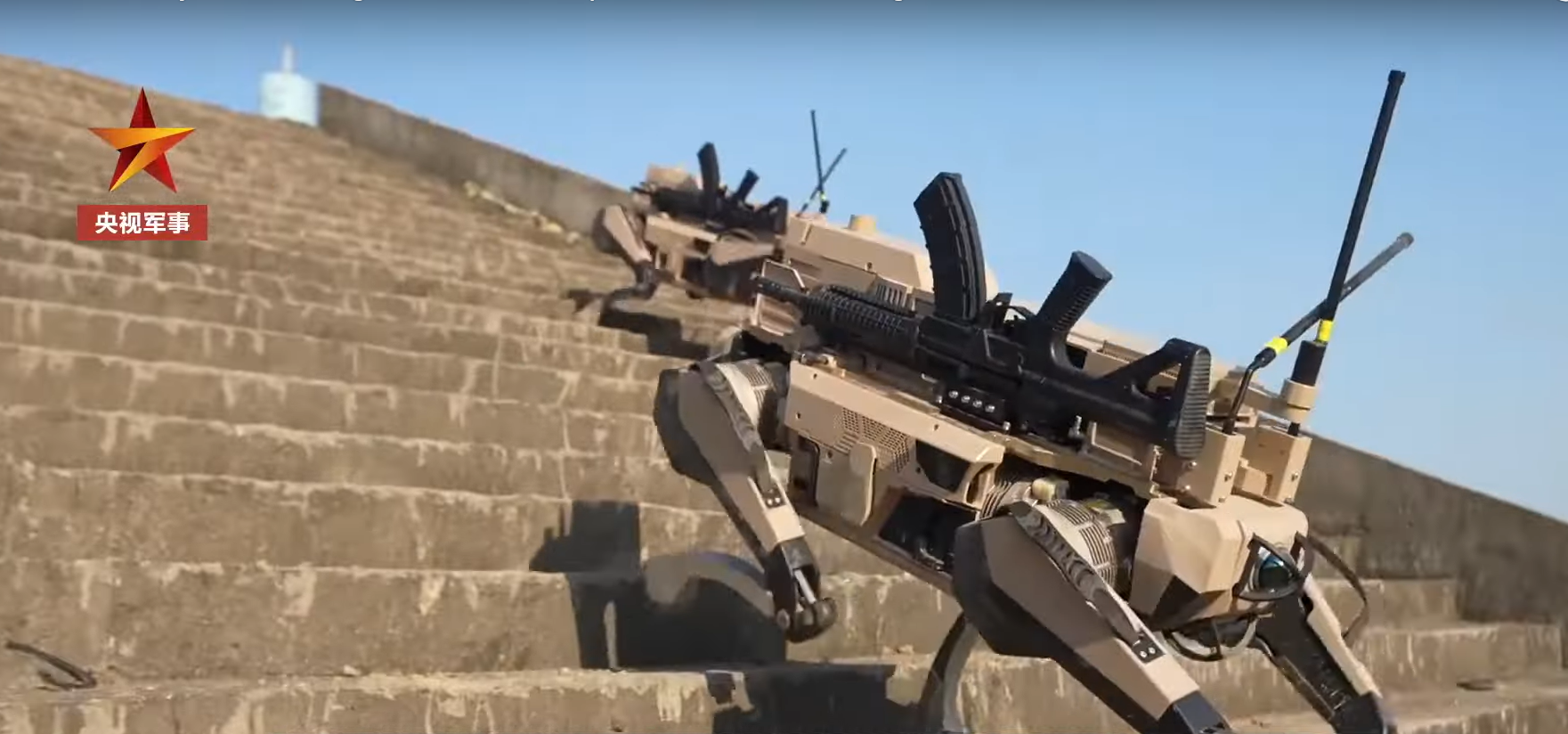 China a prezentat cei mai noi roboți „lupi” militari care pot ataca în „haită”