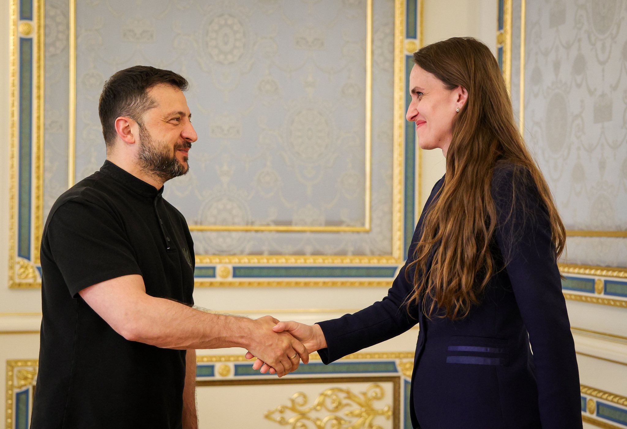 Oana Ţoiu s-a întâlnit cu Volodimir Zelenski la Kiev. Ce subiecte au fost abordate