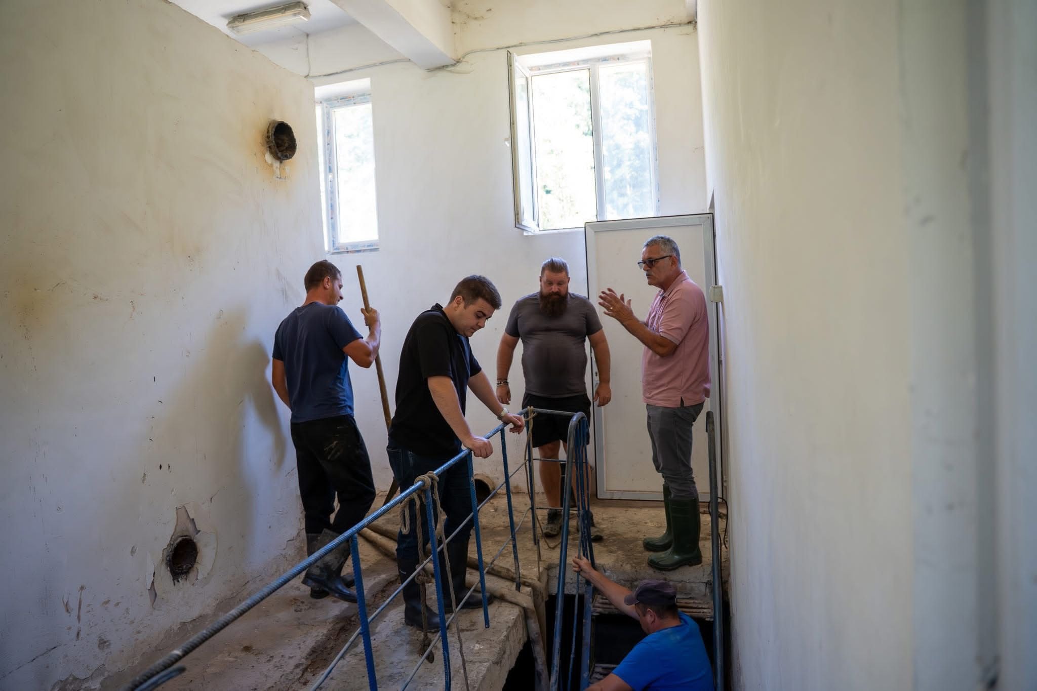 Șeful Consiliului Județean Suceava anunță reluarea alimentării cu apă în Ostra, comună grav afectată de inundații