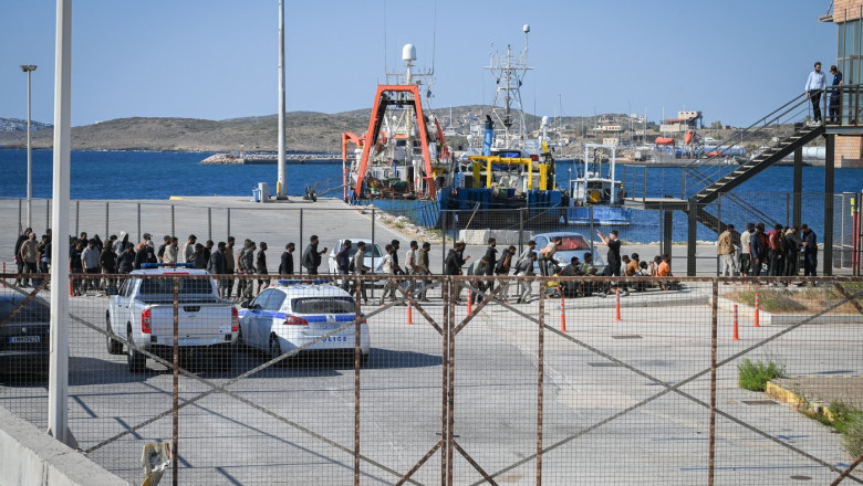  Grecia anunță scăderea numărului de migranți veniți din Africa de Nord. „Europa înţelege că nu e posibil să ai frontierele deschise” 