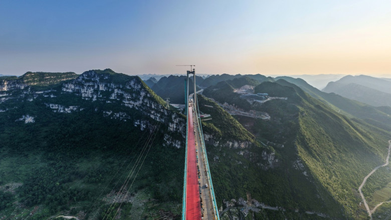 FOTO  Cel mai înalt versus cel mai lung pod din lume. Cum vor Italia și China să redefinească limitele în construcții